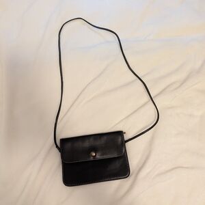 Elegant Black Crossbody Bag